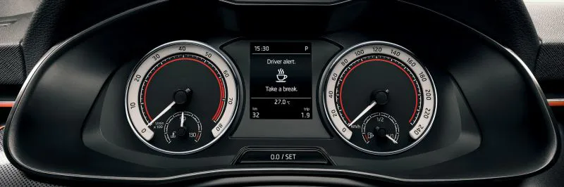 Di serie – Sistemi Ecall e Driver Activity Assistant