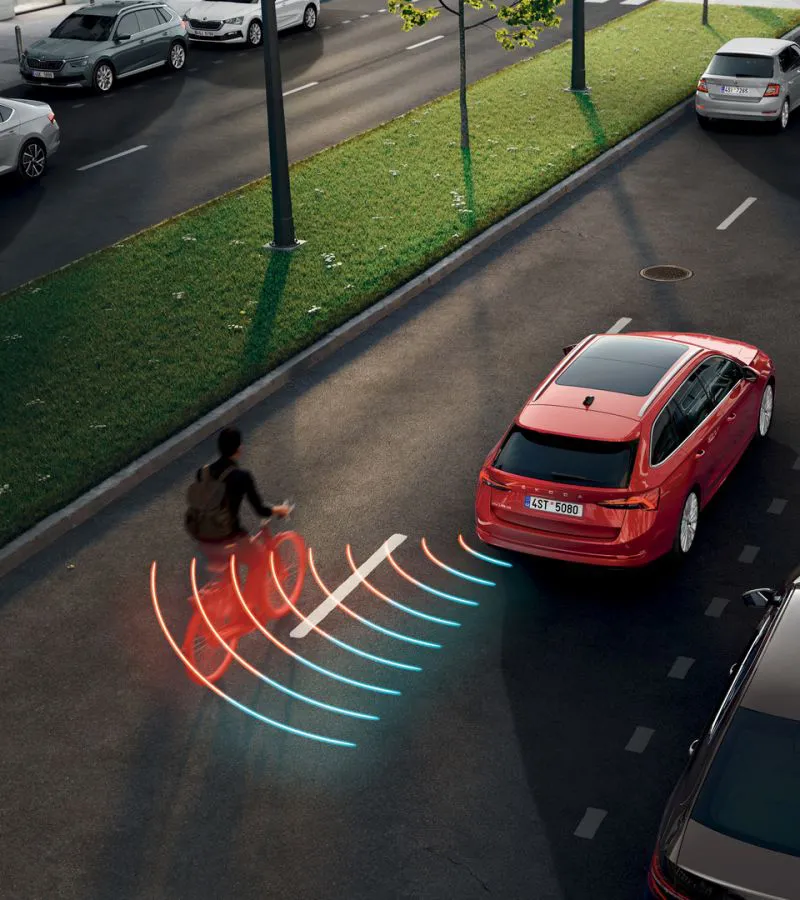 A richiesta - Side Assistant con Exit Warning e Allert  Rear Traffic