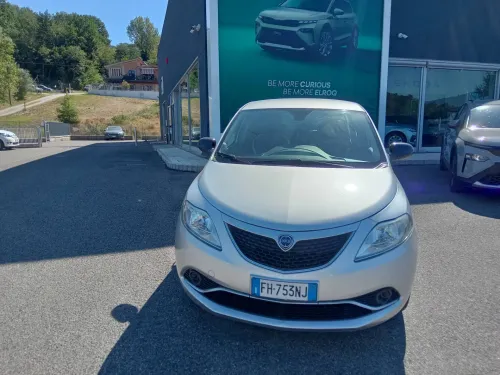 Lancia Ypsilon 1.3 MJT 95 CV Platinum Lancia Ypsilon 1.3 MJT 95 CV Platinum