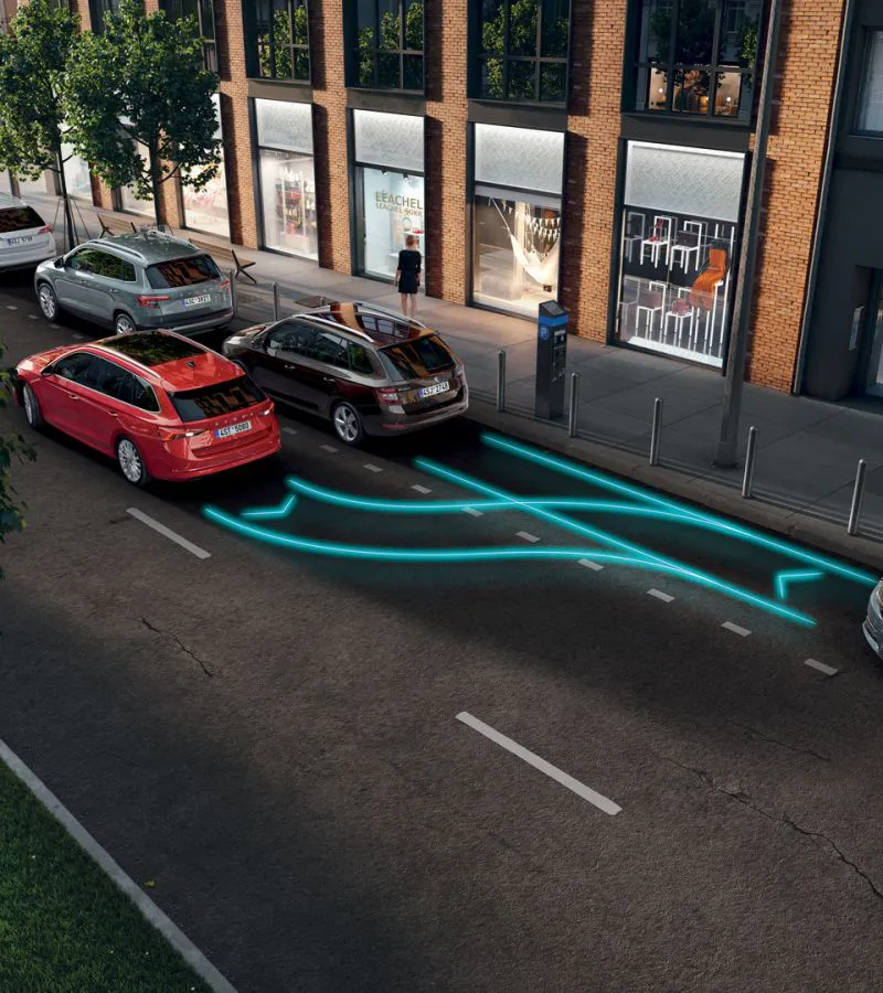 Di serie - Park Distance Control con frenata automatica